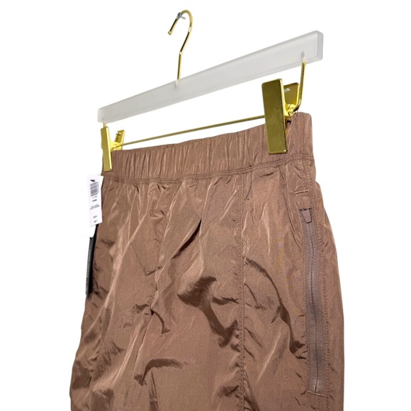 TNA (Aritzia) | Prima Pant | XS | Mid-rise | Relaxed-fit | Y2K | Streetwear - Picture 11 of 15